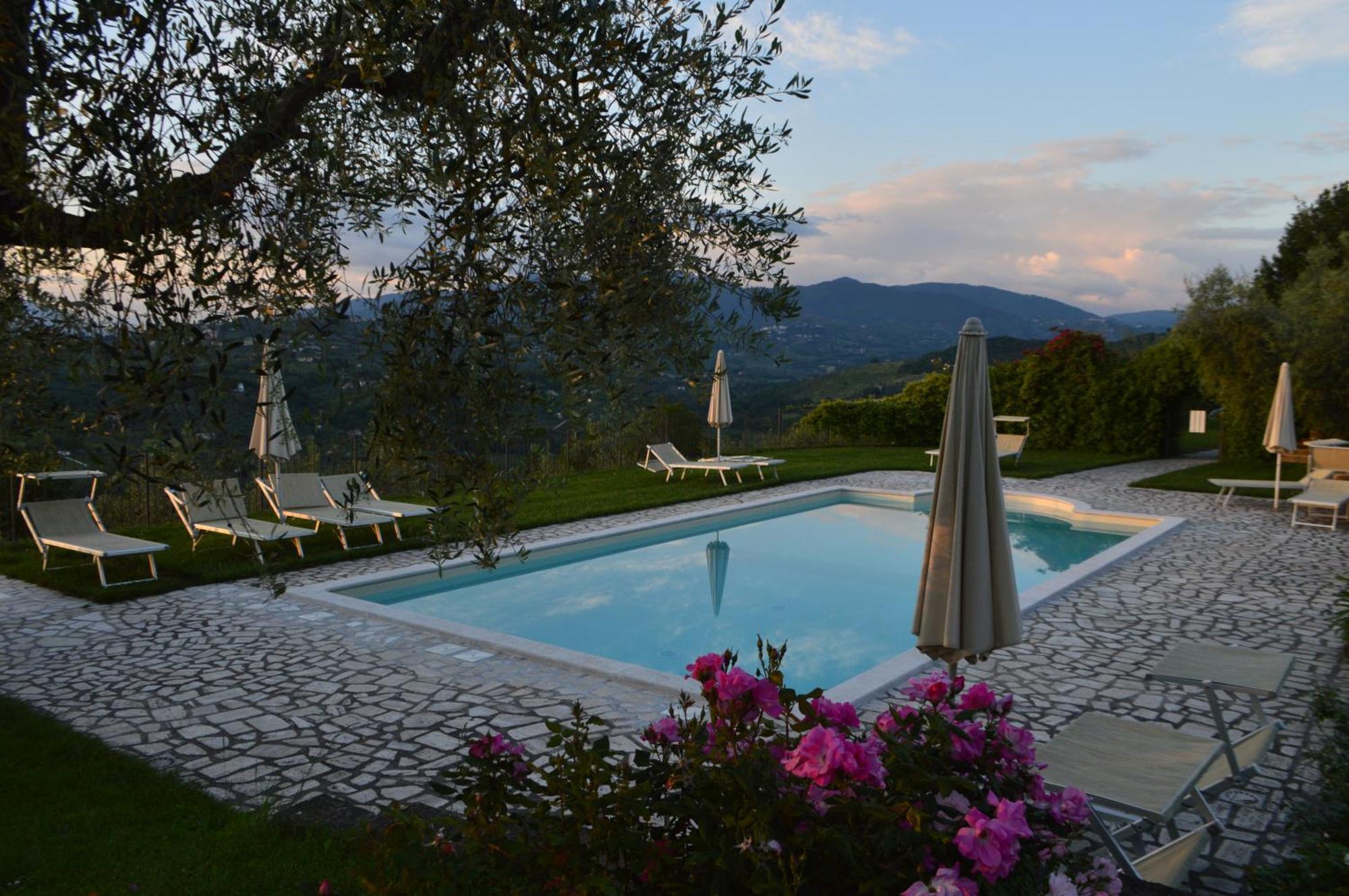 Villa Collebelvedere - Near Rome With Home Restaurant Fara in Sabina Εξωτερικό φωτογραφία