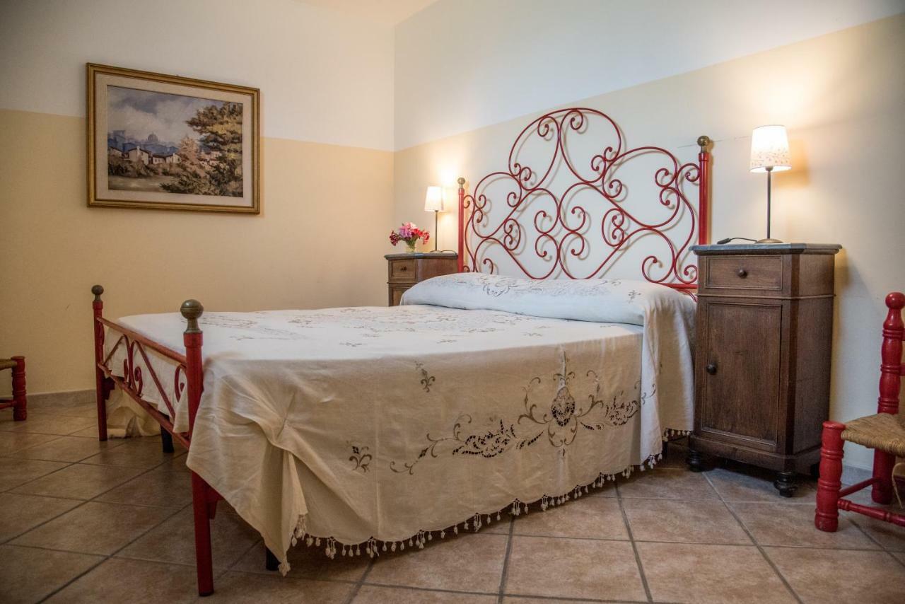 Villa Collebelvedere - Near Rome With Home Restaurant Fara in Sabina Εξωτερικό φωτογραφία