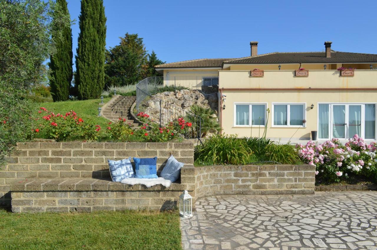Villa Collebelvedere - Near Rome With Home Restaurant Fara in Sabina Εξωτερικό φωτογραφία